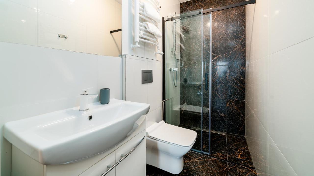 Apartamenty Everysky - Wyspianskiego 4 Karpacz Esterno foto